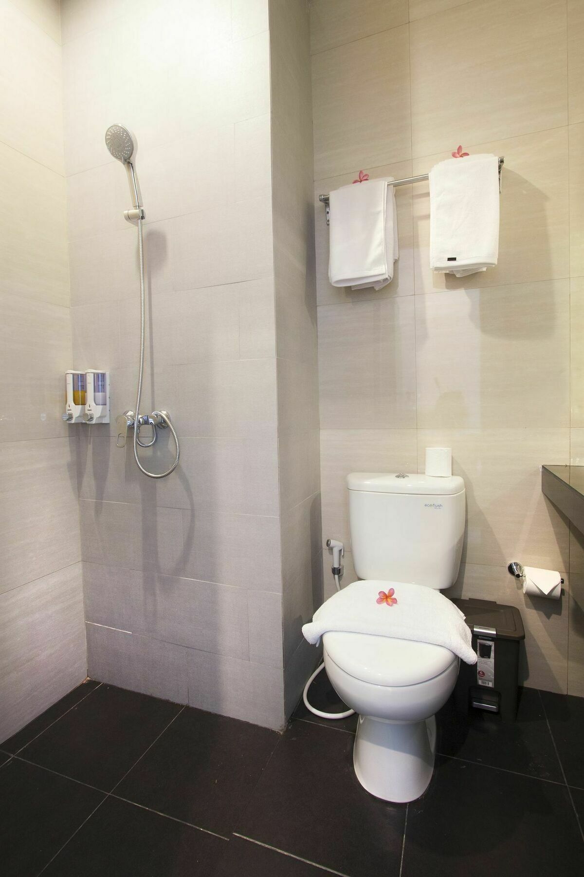 Casa Kayu Aya Hotel Seminyak  Luaran gambar